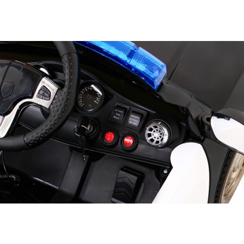 policyjne auto na akumulator